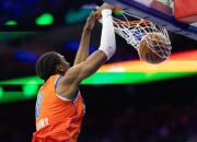 包含开拓者临危不乱，客场逆转取得胜利的词条