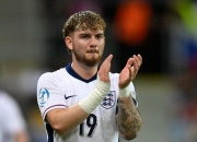 开云体育登录-英格兰青年队连胜领跑冲击冠军