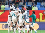 开云APP-亚洲杯巅峰对决即将上演，球迷期待精彩瞬间