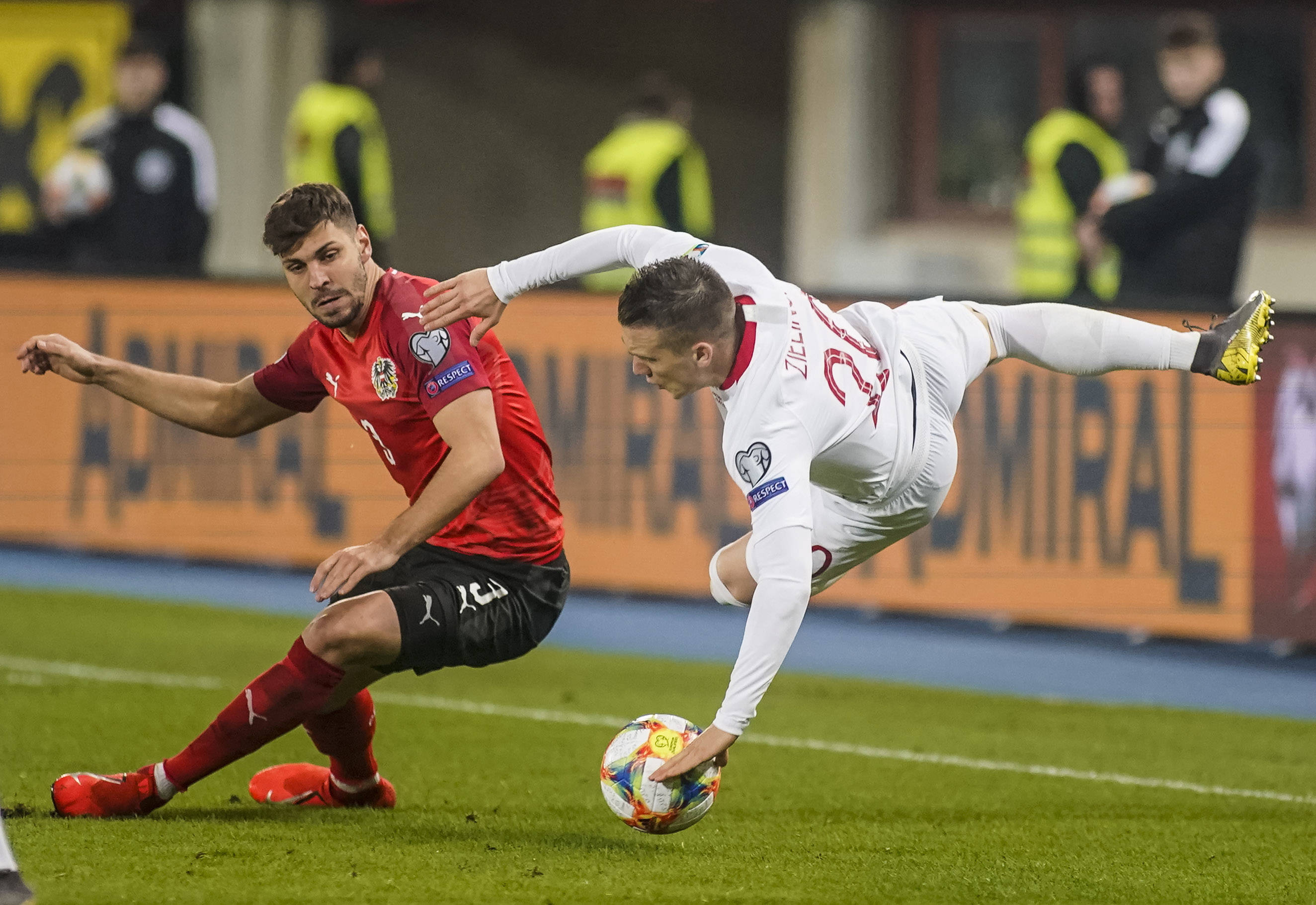 奥地利队遗憾失利,被斯洛伐克队逆袭淘汰 奥地利队遗憾失利,被斯洛伐克队逆袭淘汰