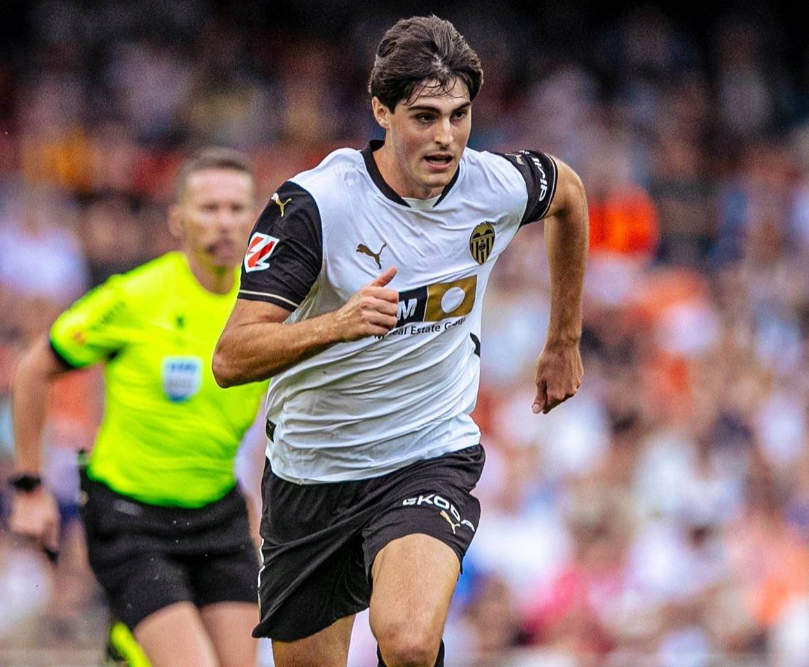 马洛卡迎来新帅，球队士气高涨期待新风貌的简单介绍