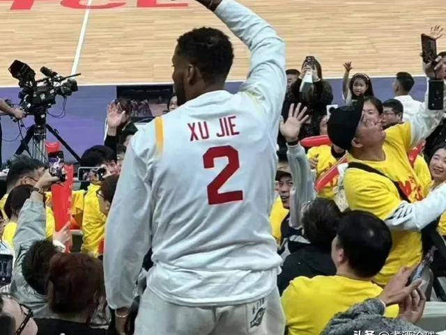 亚洲篮球赛季中球员表现出色,比赛进程惊险刺激的简单介绍 亚洲篮球赛季中球员表现出色,比赛进程惊险刺激的简单介绍