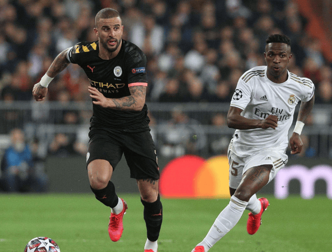 关于卡昂客场击败对手，积分榜位置有所改善的信息