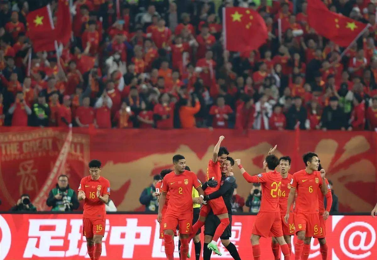 新加坡球队在亚洲比赛中大放异彩，力压强敌的简单介绍