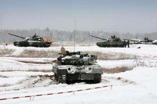 法国遭遇惊吓,险胜芬兰闯入欧锦赛赛场 法国遭遇惊吓,险胜芬兰闯入欧锦赛赛场