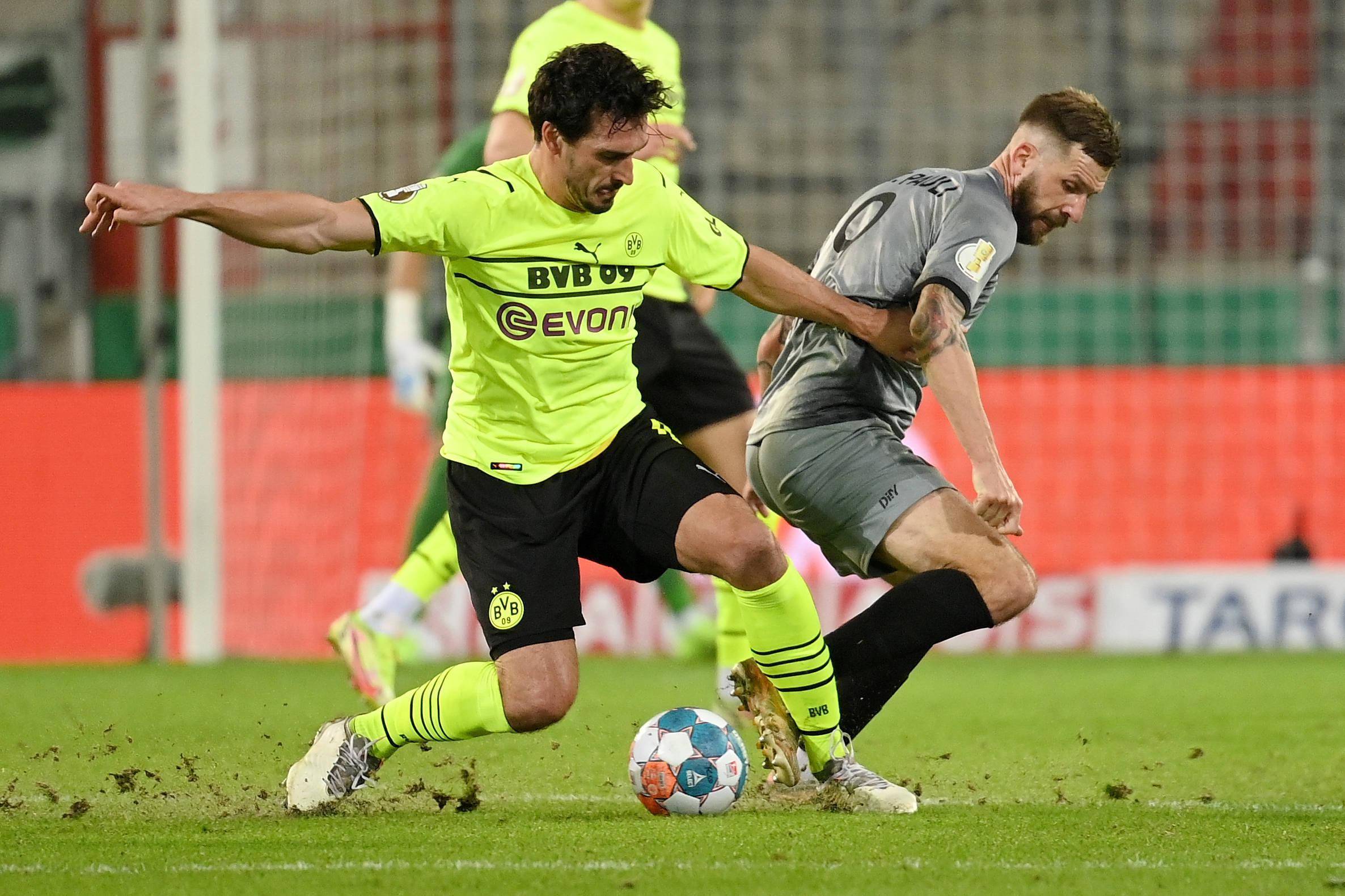 RB莱比锡客场大胜，追赶领头羊的脚步