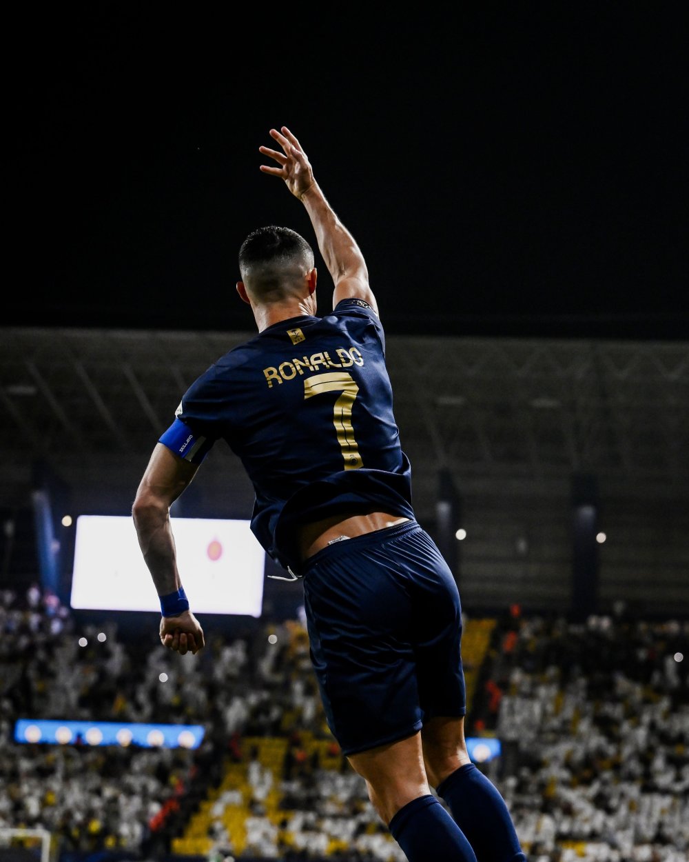 包含C罗一战封神！单场独造三球，球迷：太疯狂了！的词条