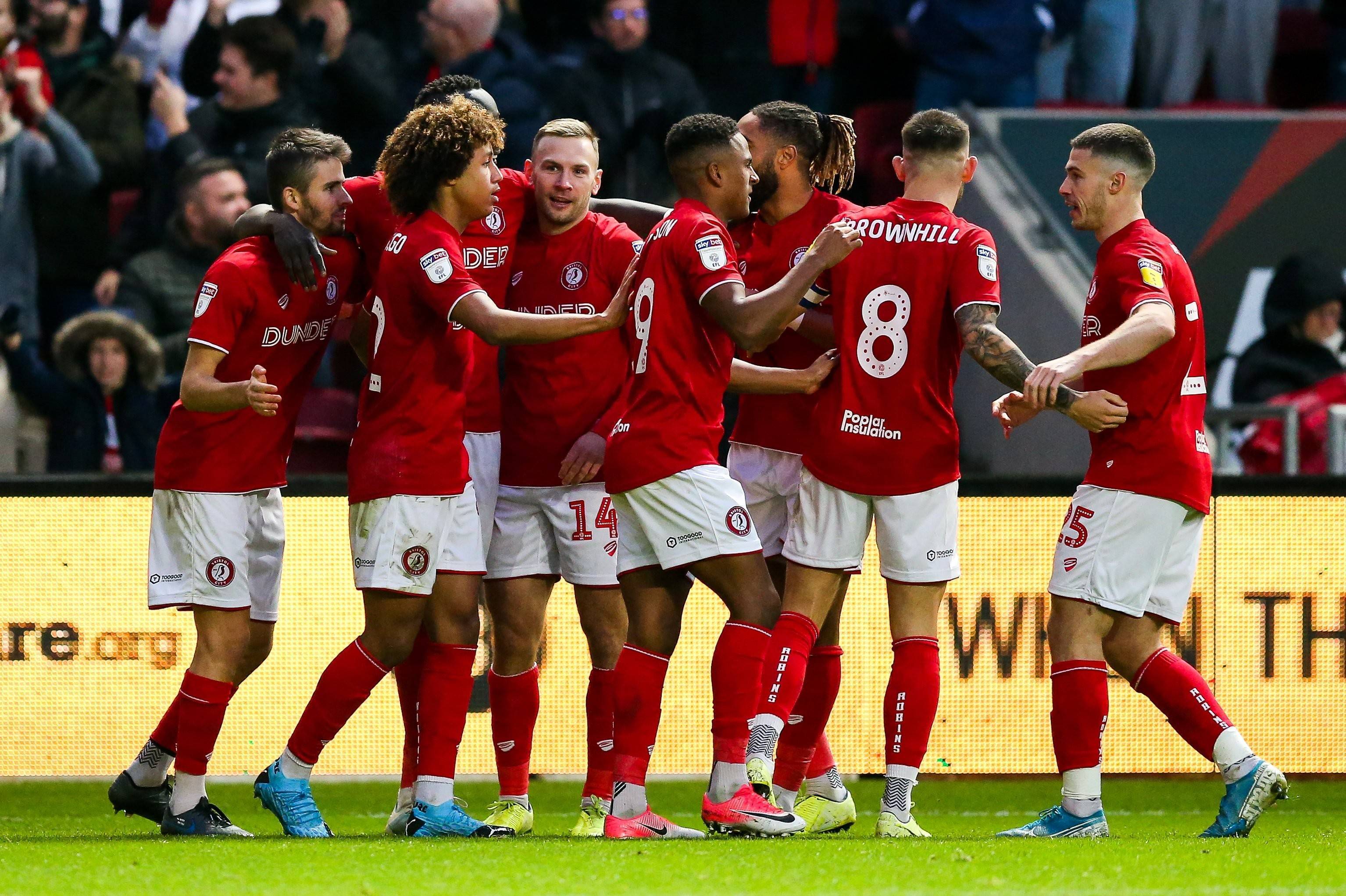 布里斯托城主场平局,积分榜位置不变的简单介绍 布里斯托城主场平局,积分榜位置不变的简单介绍