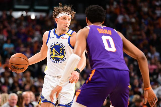 包含勇士客场告负，遭遇连败压力的词条