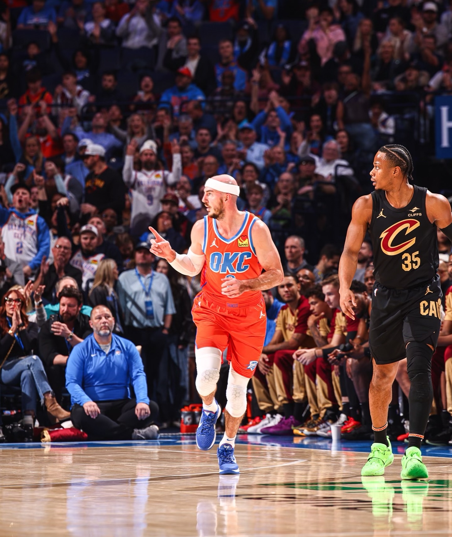 歐洲籃球明星隊表現出色,攻防一擊難敵 歐洲籃球明星隊表現出色,攻防一擊難敵