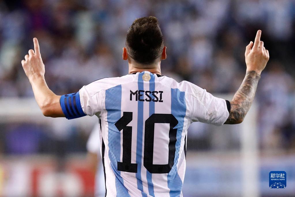 包含南美篮球职业联赛决赛热身赛拉开序幕的词条