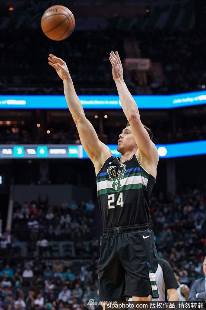 雄鹿队披露新冠病毒检测情况 雄鹿队披露新冠病毒检测情况