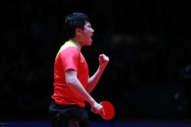 冠军选手霸气十足，固步自封的简单介绍