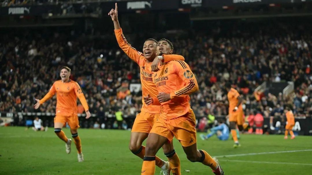 猛龙大胜，击败对手登上积分榜榜首的简单介绍