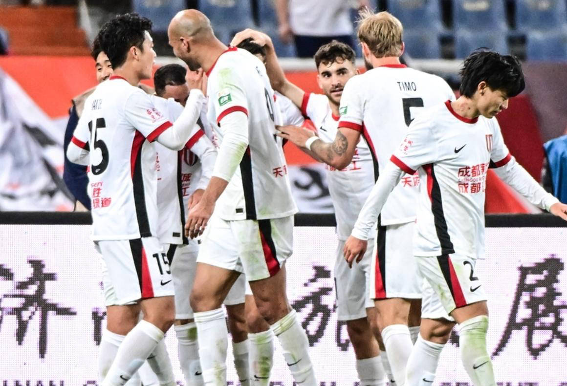 成都谢菲联主场落败,降级形势严峻的简单介绍 成都谢菲联主场落败,降级形势严峻的简单介绍