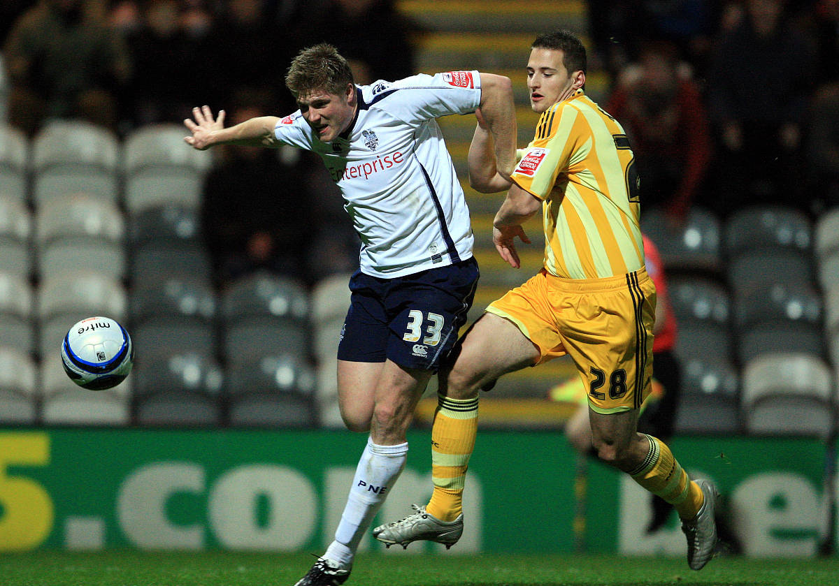 关于伯恩利客场-击败莱斯特城,赢得关键胜利的信息 关于伯恩利客场-击败莱斯特城,赢得关键胜利的信息