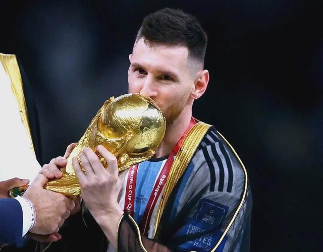 包含羽毛球明星梅西将夺冠的词条 包含羽毛球明星梅西将夺冠的词条