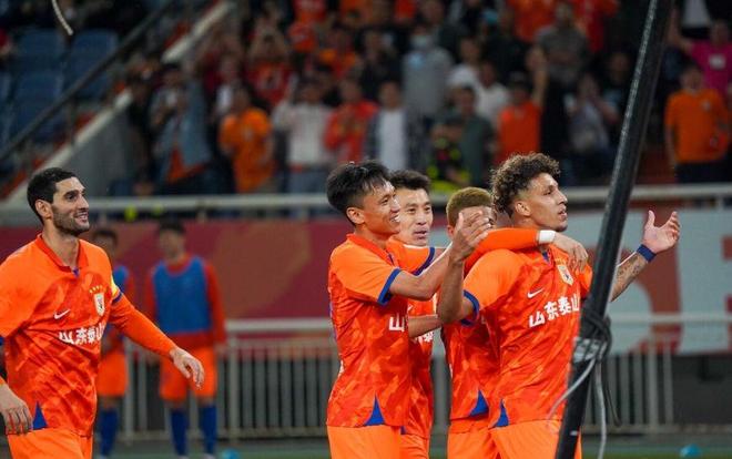 山东鲁能客场取得胜利,实力不容小觑 山东鲁能客场取得胜利,实力不容小觑