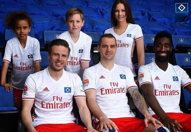 柏林联合客场大胜，继续领跑榜首