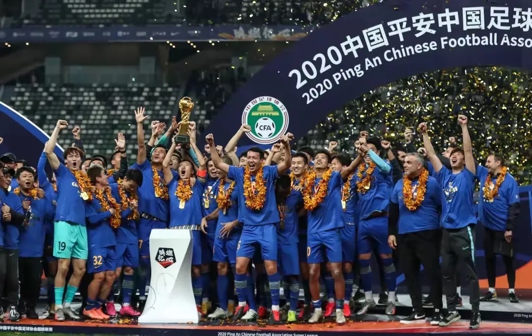 苏宁主场战平恒大，保持不败