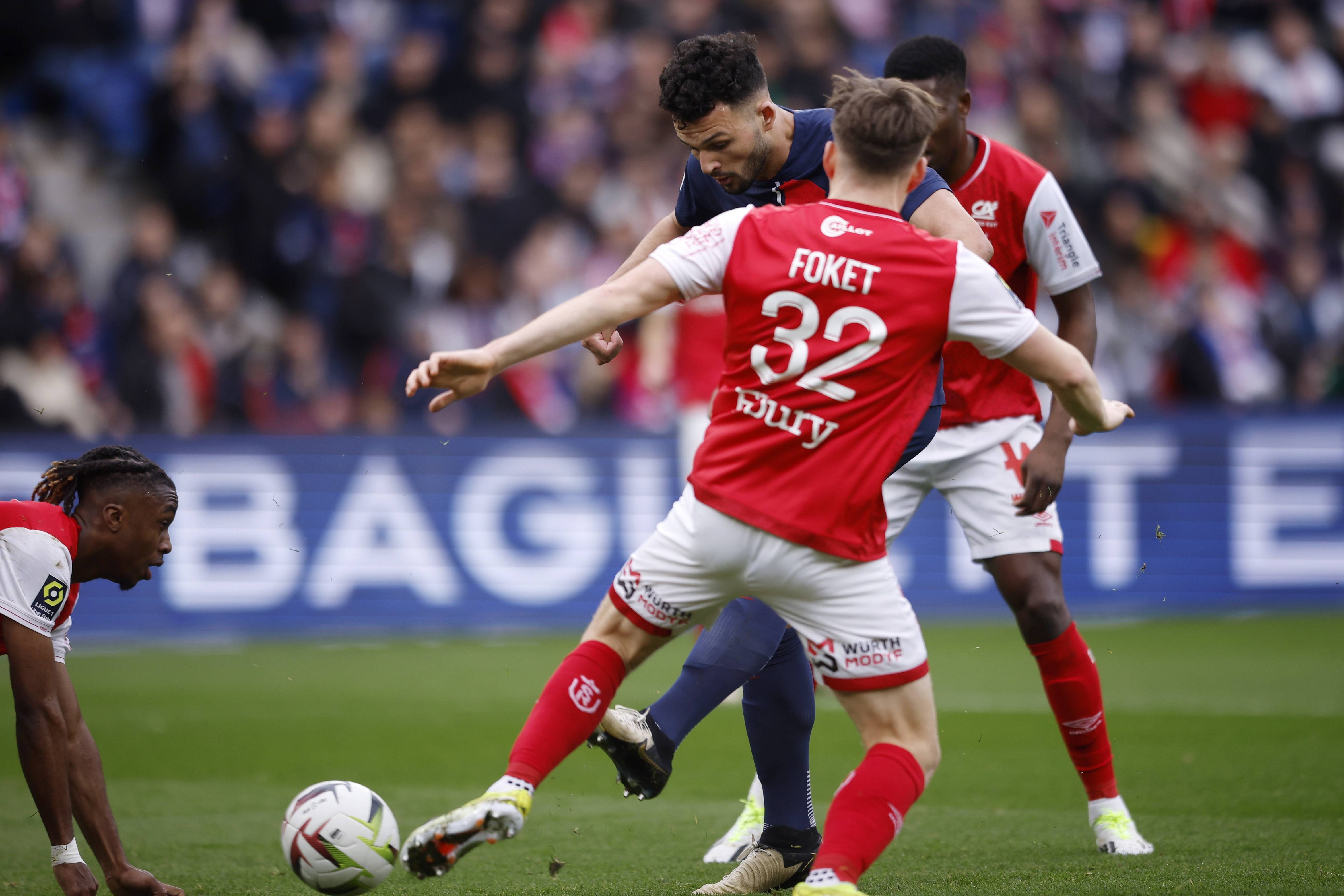 马赛遭遇连败,排名下滑至法甲第七 马赛遭遇连败,排名下滑至法甲第七