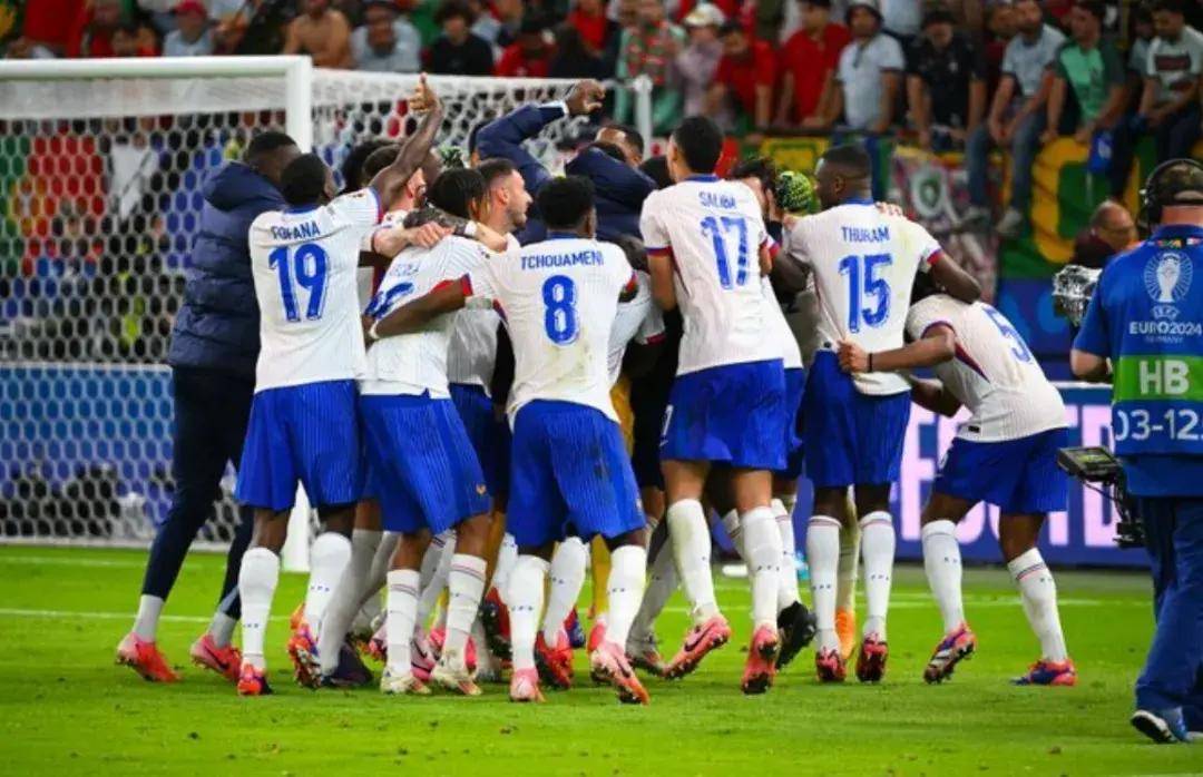 包含西班牙击败奥地利,晋级希望一片光明的词条 包含西班牙击败奥地利,晋级希望一片光明的词条