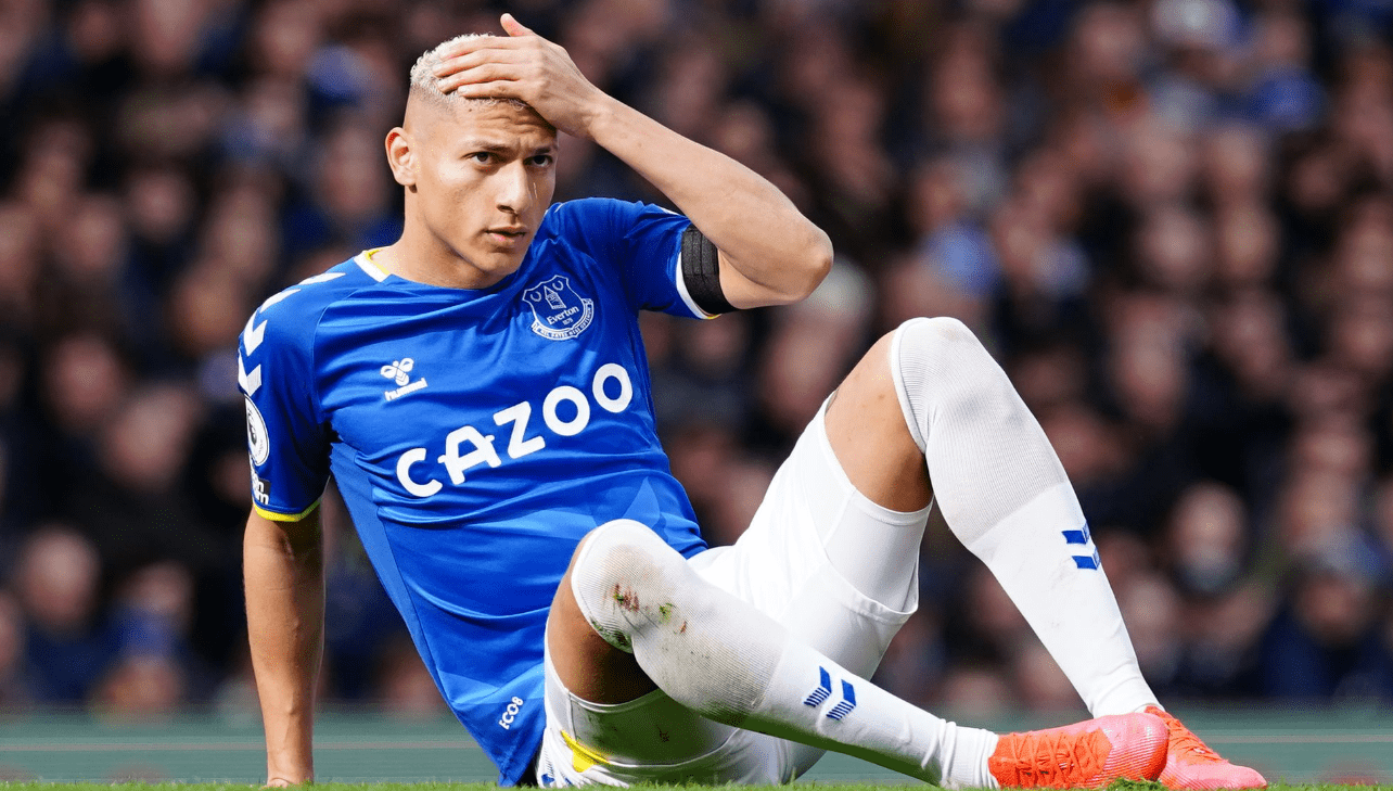 包含埃弗顿客场挑战西汉姆联，争取三分的词条