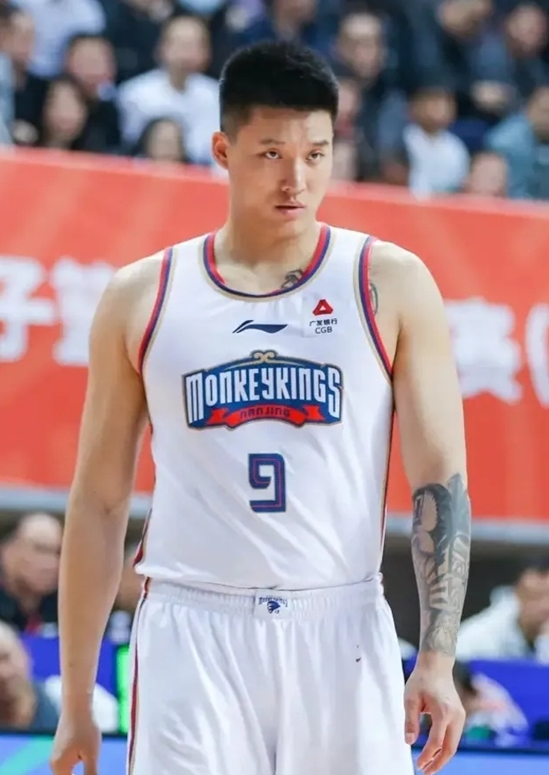 包含芬兰队在主场逼平保加利亚队，硬战收场的词条