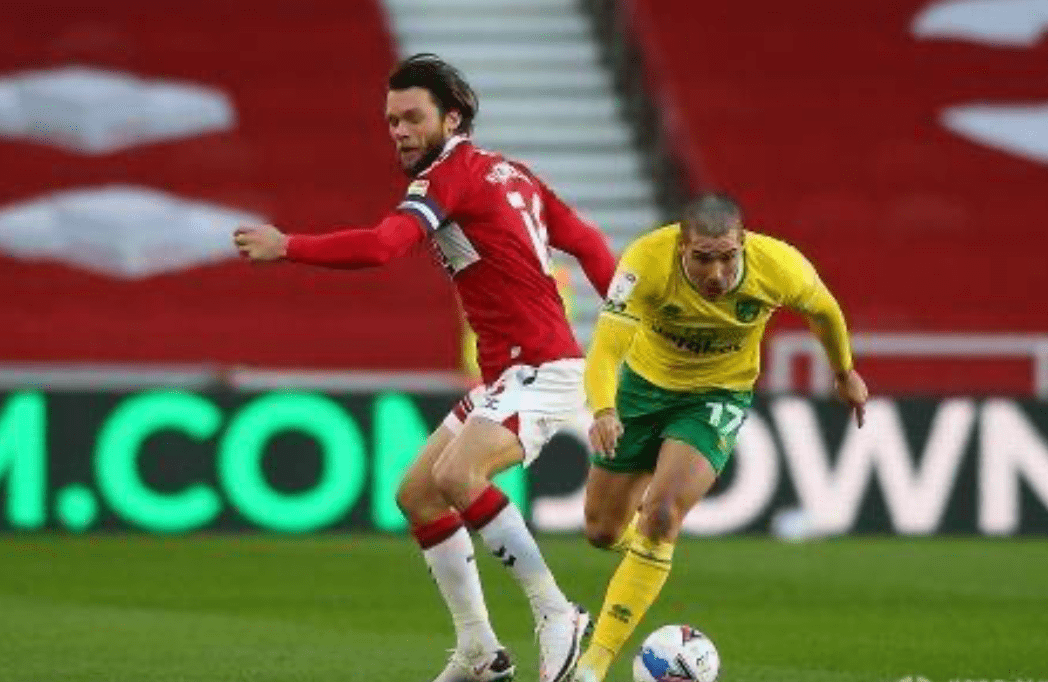 哈德斯菲尔德遭遇重大失利，积分榜下滑的简单介绍