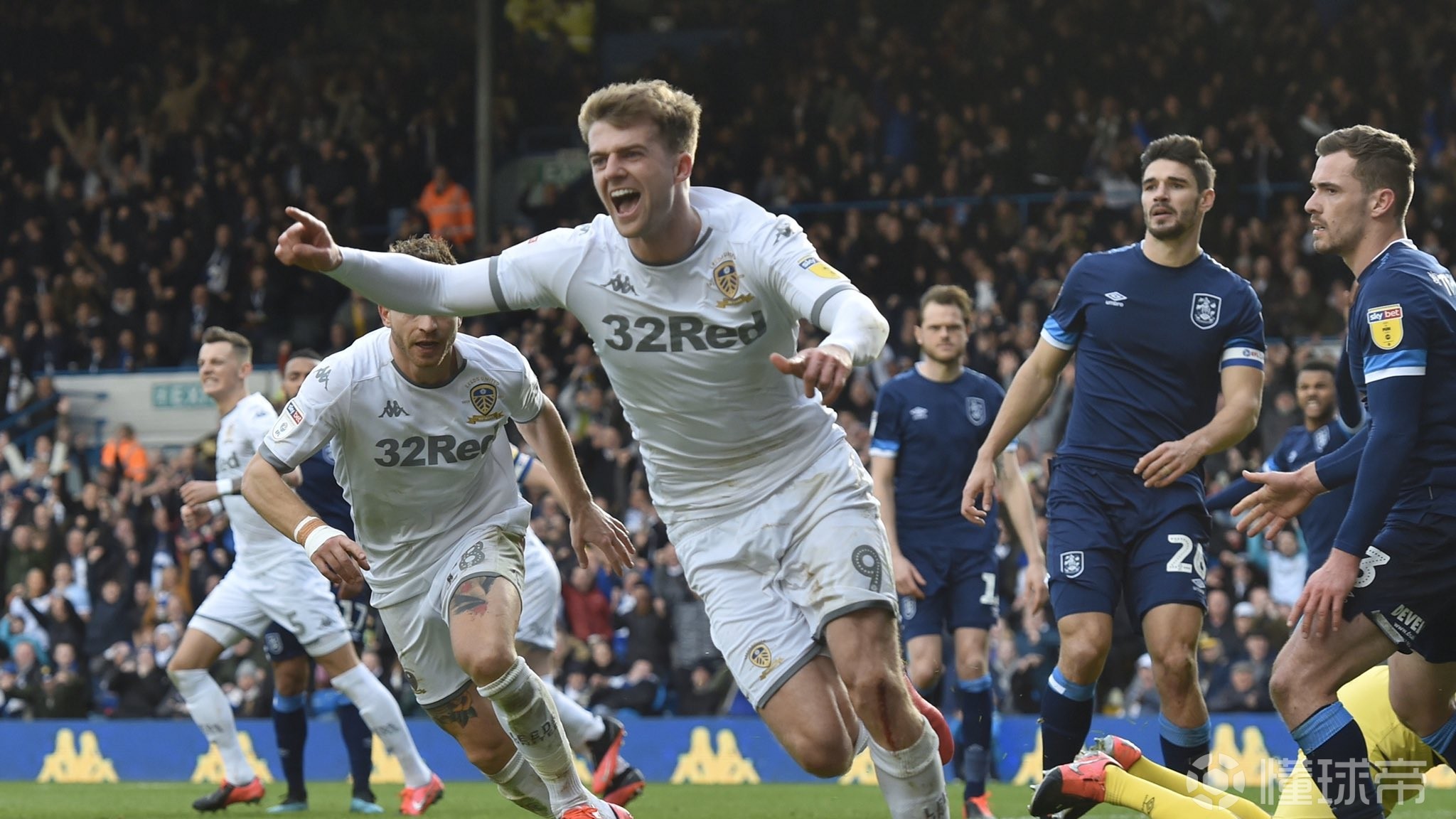 哈德斯菲尔德遭遇重大失利，积分榜下滑的简单介绍