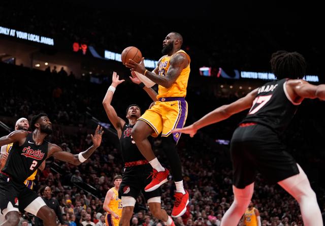 关于斯帕尔客场逆转击败对手,豪取三分的信息 关于斯帕尔客场逆转击败对手,豪取三分的信息