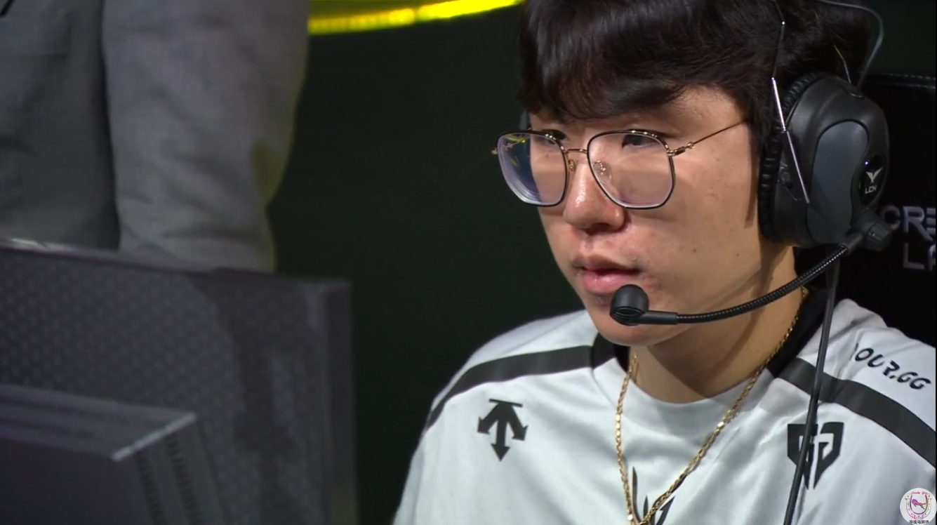 JDG险胜PSG,Ruler拿下关键大龙入围赛2:0(釜山) JDG险胜PSG,Ruler拿下关键大龙入围赛2:0(釜山)