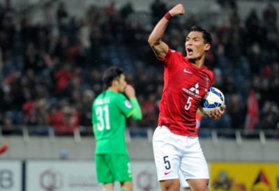 比赛中情绪澎湃,球员展现出极大耐力 比赛中情绪澎湃,球员展现出极大耐力