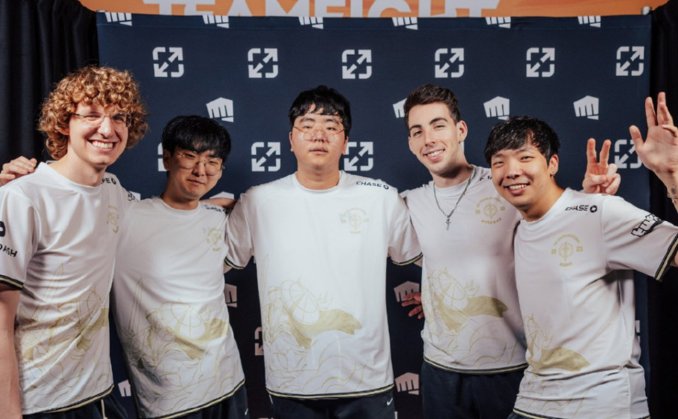 BRO横扫IG,Scout拿下关键大龙八强赛3:1(广州) BRO横扫IG,Scout拿下关键大龙八强赛3:1(广州)