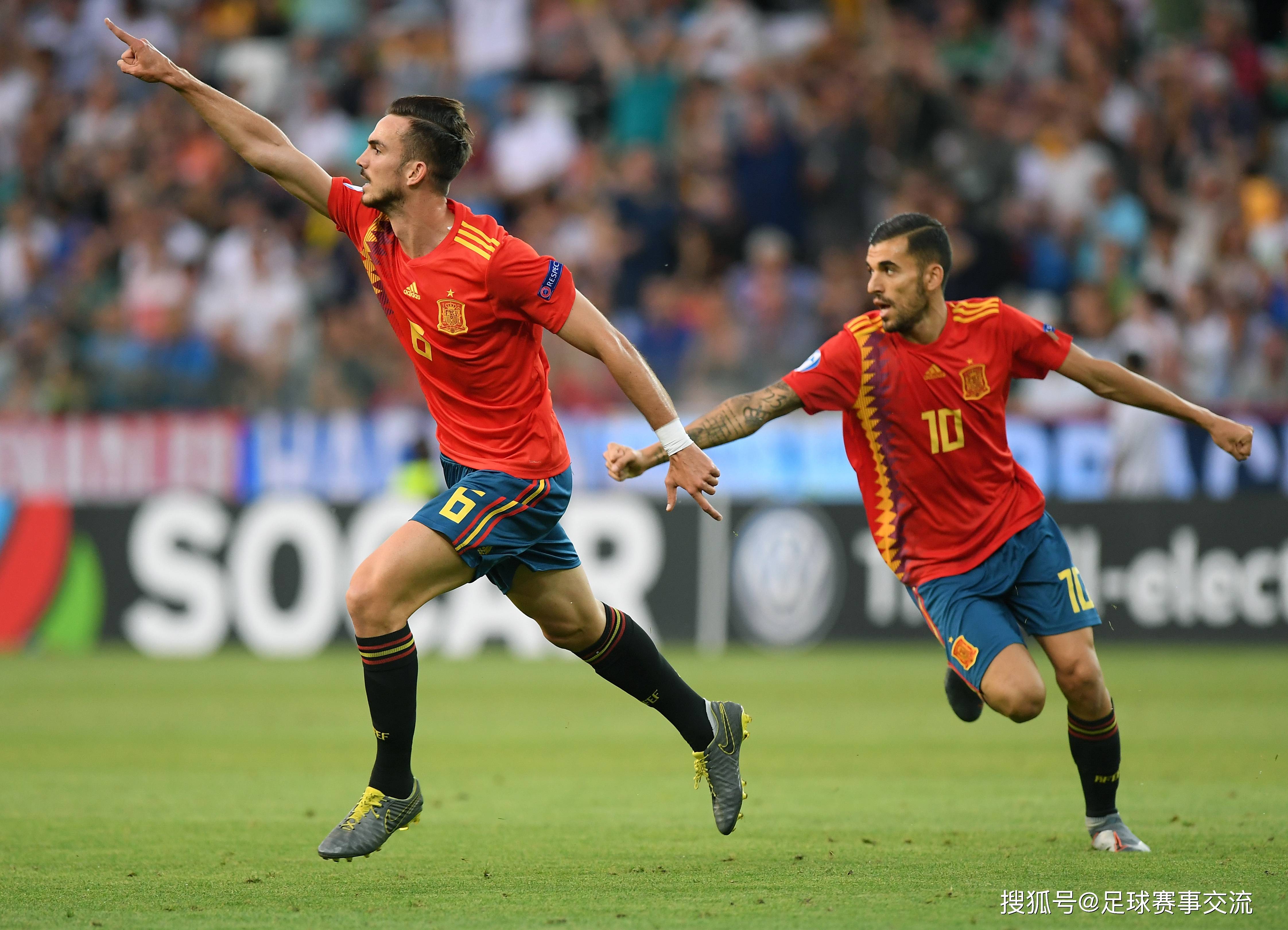 无尽激战，胜者为王！足球比赛中谁能笑到最后？