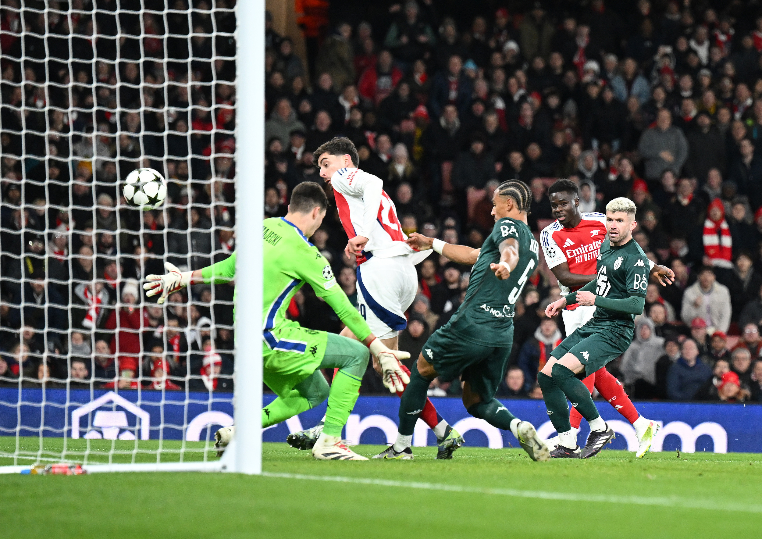 包含热刺客场大捷,欧战席位稳步迈进!的词条 包含热刺客场大捷,欧战席位稳步迈进!的词条