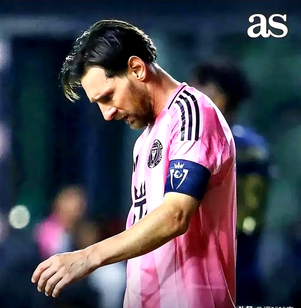 梅西领衔的国家队备战全力以赴 梅西领衔的国家队备战全力以赴