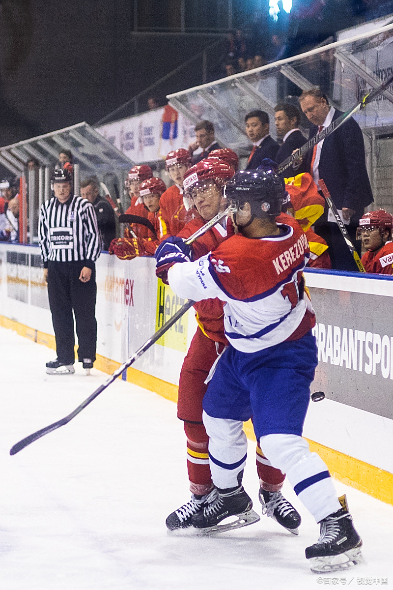 加拿大击败瑞典晋级冰球半决赛