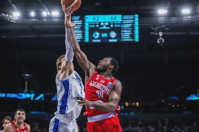 关于波兰男篮翻盘德国男篮,艾顿关键制胜的信息 关于波兰男篮翻盘德国男篮,艾顿关键制胜的信息