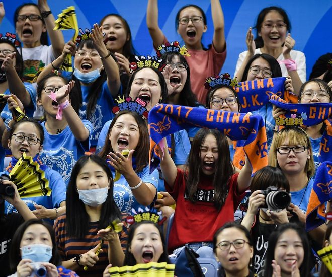 包含中国队逆转葡萄牙队，张继科带队取胜的词条