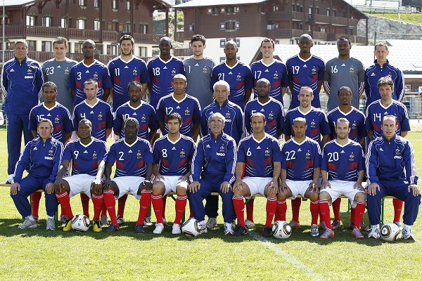 法国队险胜中国队，黄鸭组合扛起全队的简单介绍