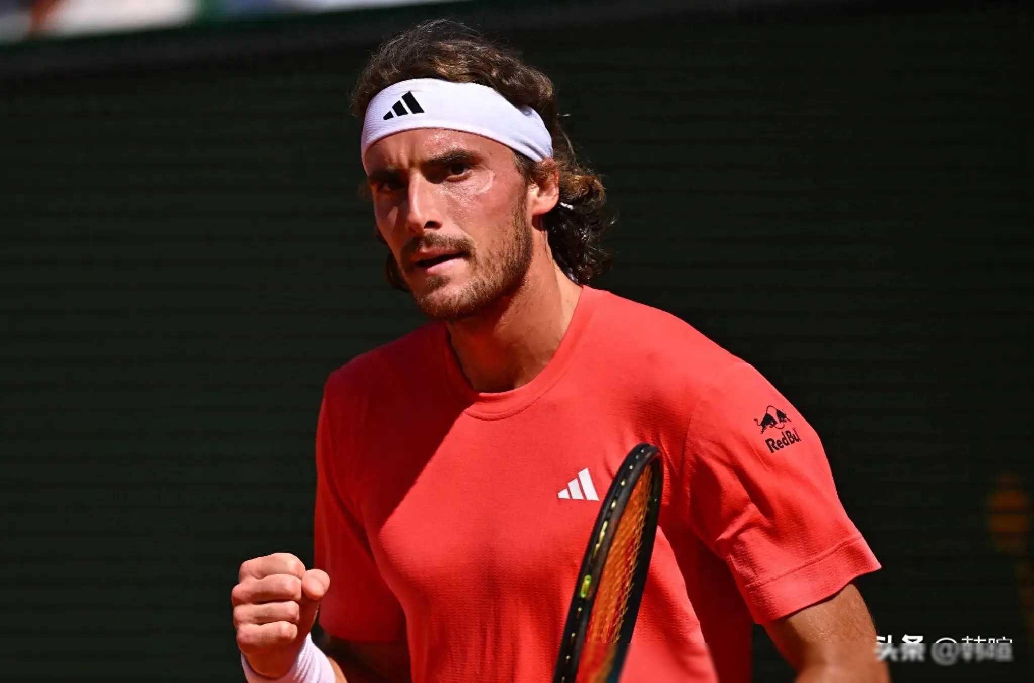 包含拉沃尔杯碾压戴维斯杯，西西帕斯状态火热的词条